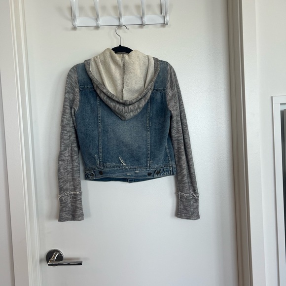 Free People Distressed Denim Jacket with knit sleeves and removable hood - Picture 3 of 10